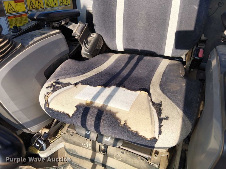 image for item EV5087 2016 Caterpillar 314ELCR mini excavator