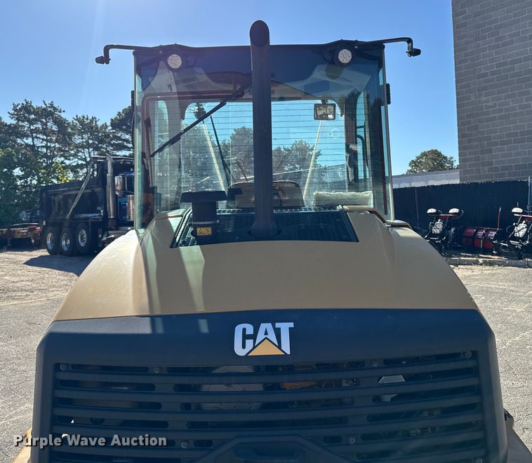 image for item EV5096 2018 Caterpillar 906M wheel loader