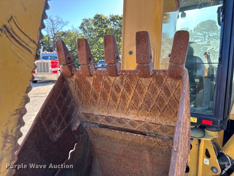 image for item EV5115 2018 Caterpillar 430F2 backhoe