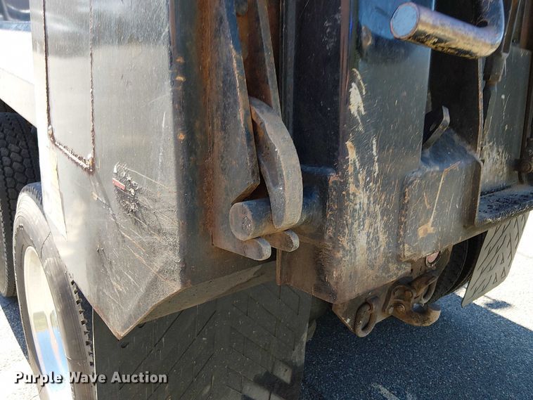 image for item EV5117 2021 Peterbilt 389 dump truck