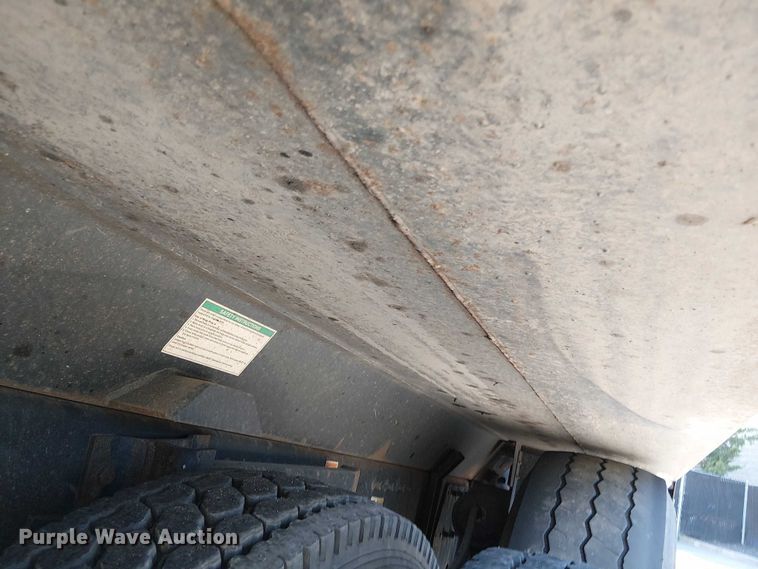 image for item EV5117 2021 Peterbilt 389 dump truck