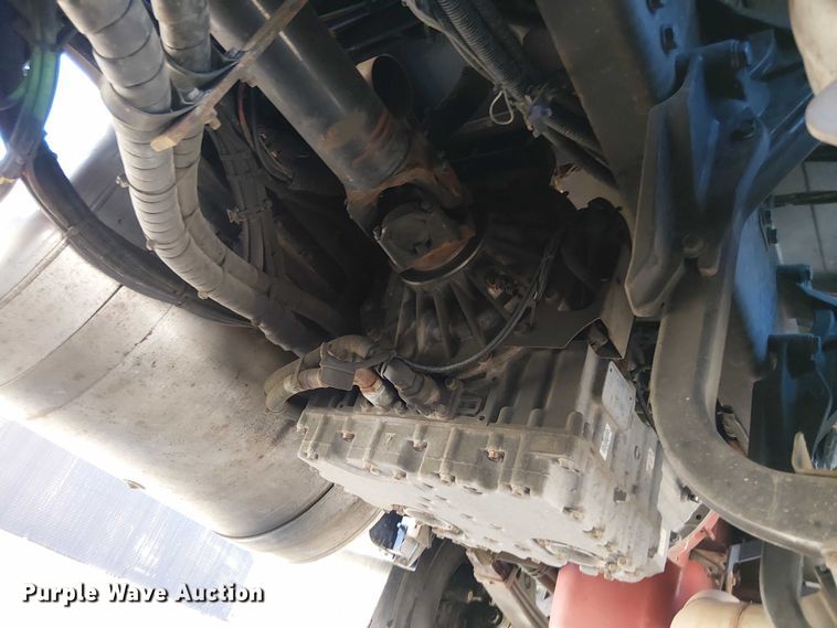 image for item EV5117 2021 Peterbilt 389 dump truck