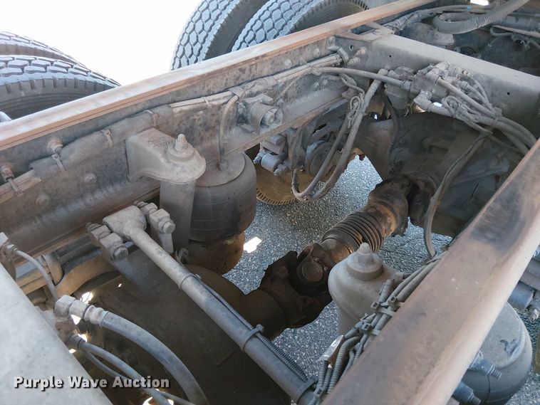 image for item EV5117 2021 Peterbilt 389 dump truck