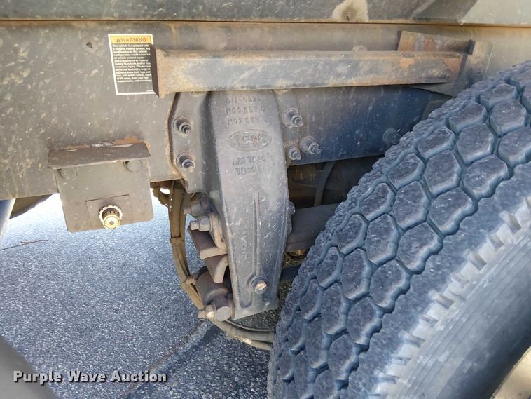 image for item EV5117 2021 Peterbilt 389 dump truck