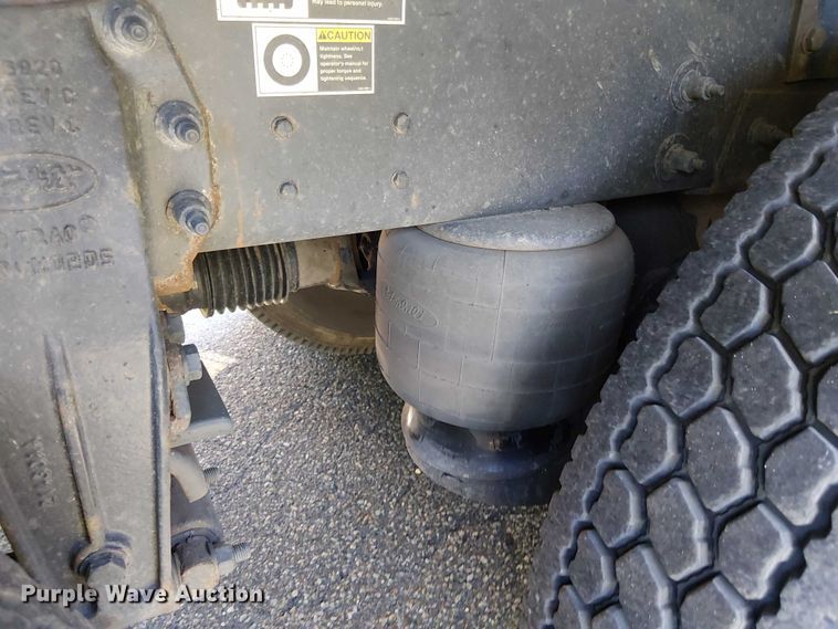 image for item EV5117 2021 Peterbilt 389 dump truck