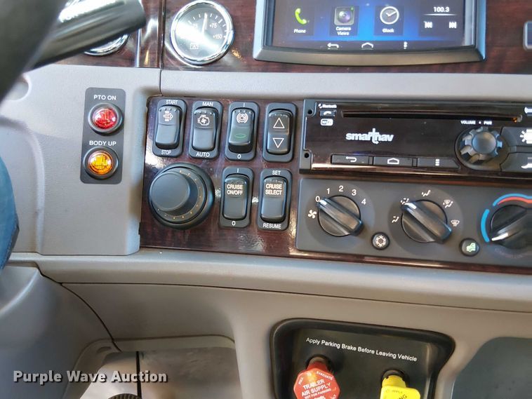 image for item EV5117 2021 Peterbilt 389 dump truck