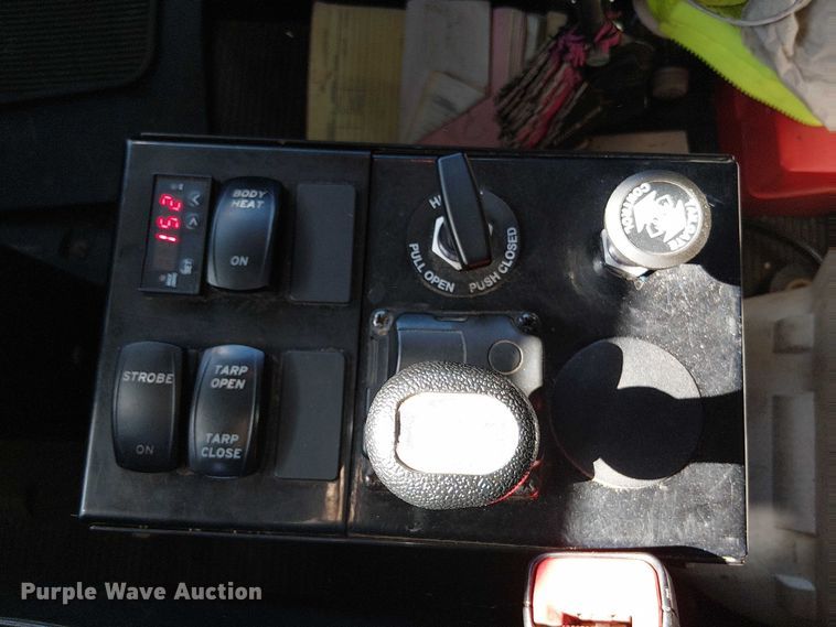 image for item EV5117 2021 Peterbilt 389 dump truck