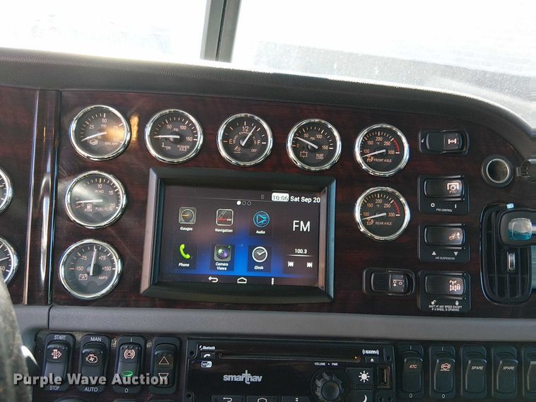 image for item EV5117 2021 Peterbilt 389 dump truck