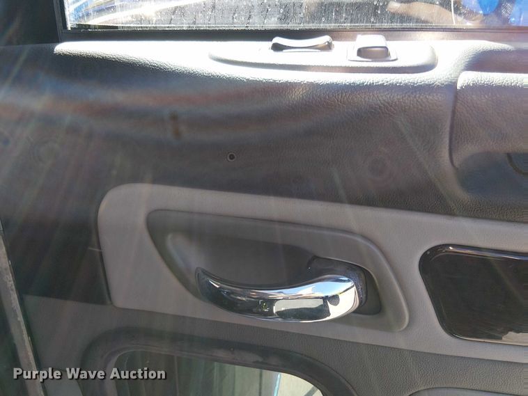 image for item EV5117 2021 Peterbilt 389 dump truck