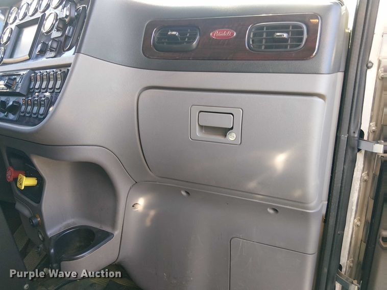 image for item EV5117 2021 Peterbilt 389 dump truck