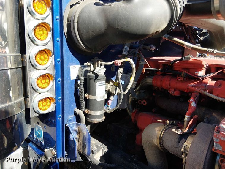 image for item EV5117 2021 Peterbilt 389 dump truck