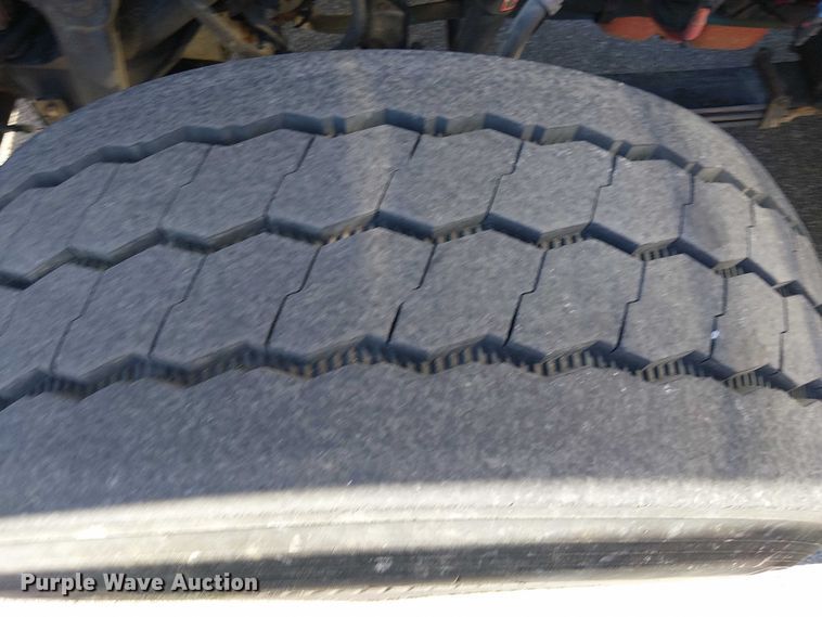 image for item EV5117 2021 Peterbilt 389 dump truck