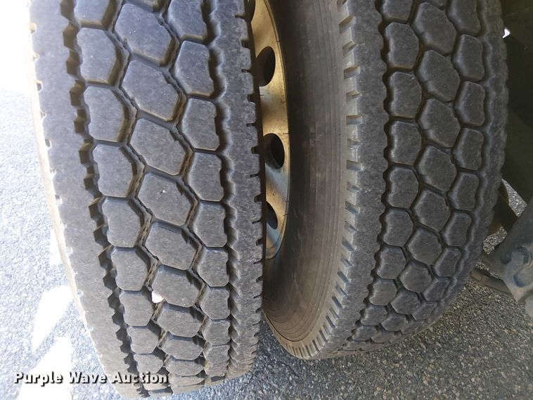 image for item EV5117 2021 Peterbilt 389 dump truck