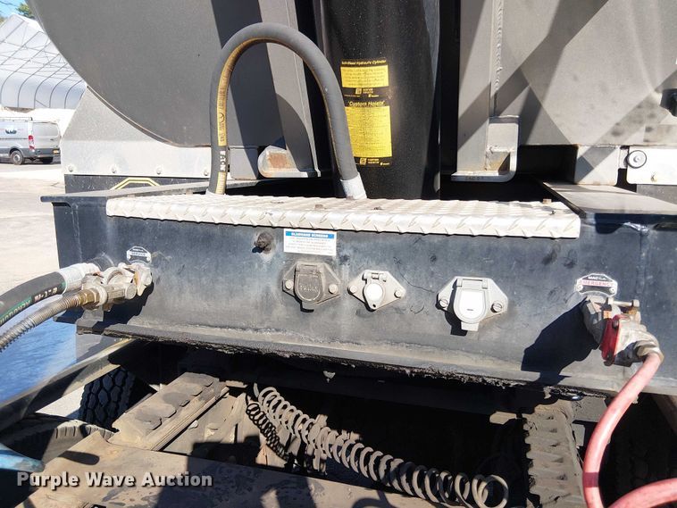 image for item EV5119 2020 Mac end dump trailer