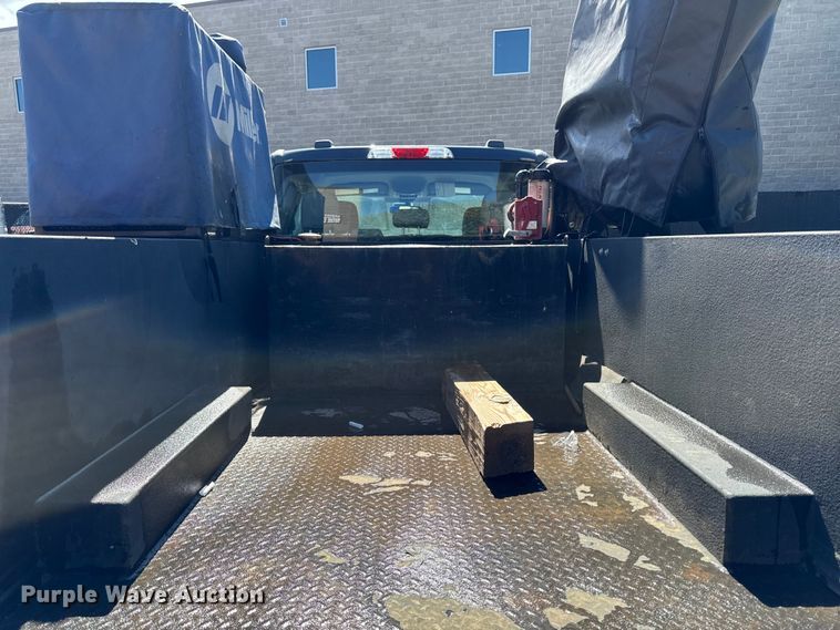 image for item EV5123 2021 Ford F350 Super Duty SuperCab utility bed pickup truck