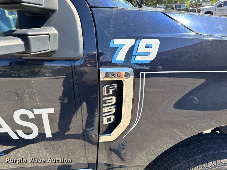 image for item EV5123 2021 Ford F350 Super Duty SuperCab utility bed pickup truck