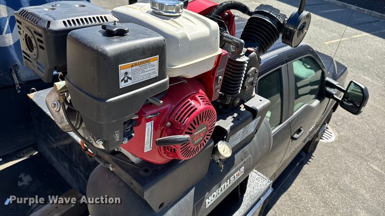 image for item EV5123 2021 Ford F350 Super Duty SuperCab utility bed pickup truck