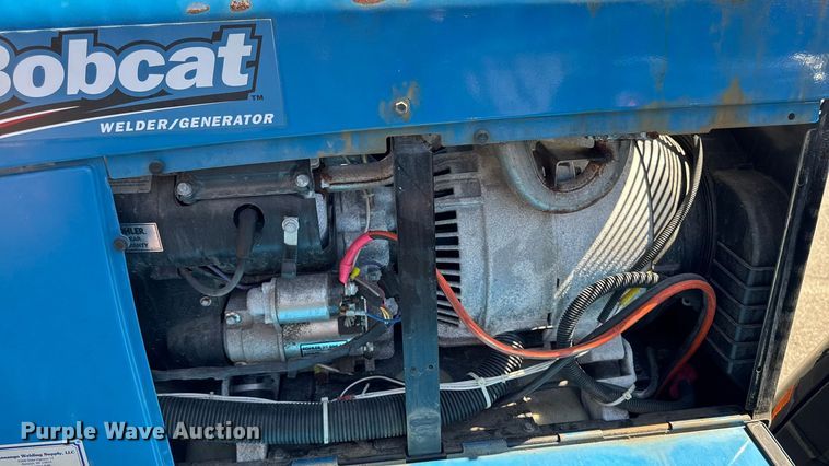 image for item EV5123 2021 Ford F350 Super Duty SuperCab utility bed pickup truck