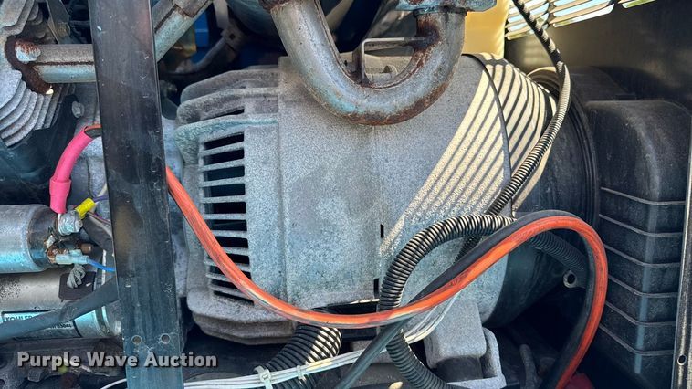 image for item EV5123 2021 Ford F350 Super Duty SuperCab utility bed pickup truck