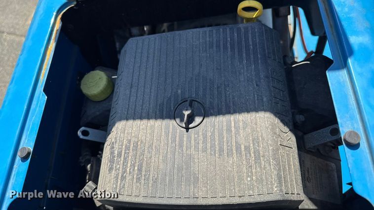 image for item EV5123 2021 Ford F350 Super Duty SuperCab utility bed pickup truck