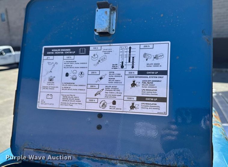 image for item EV5123 2021 Ford F350 Super Duty SuperCab utility bed pickup truck