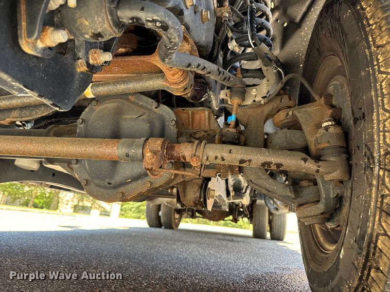 image for item EV5123 2021 Ford F350 Super Duty SuperCab utility bed pickup truck