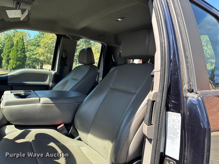 image for item EV5123 2021 Ford F350 Super Duty SuperCab utility bed pickup truck