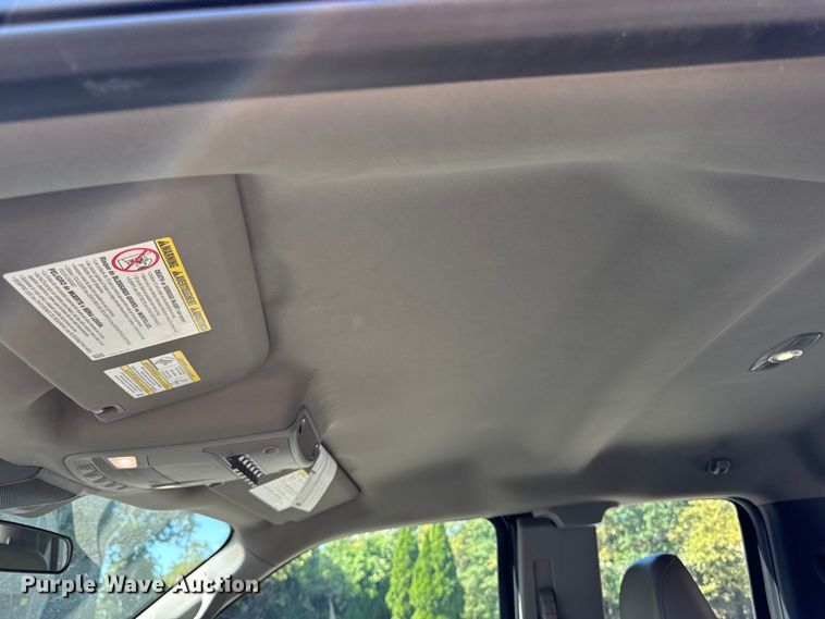 image for item EV5123 2021 Ford F350 Super Duty SuperCab utility bed pickup truck