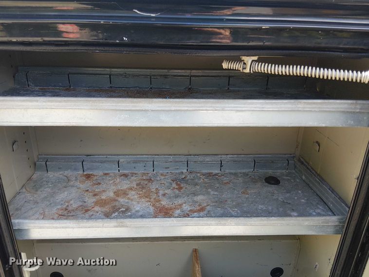 image for item EV5125 2019 Ford F350 Super Duty utility bed pickup truck