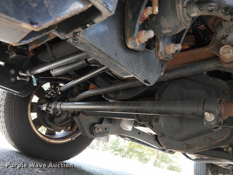 image for item EV5125 2019 Ford F350 Super Duty utility bed pickup truck