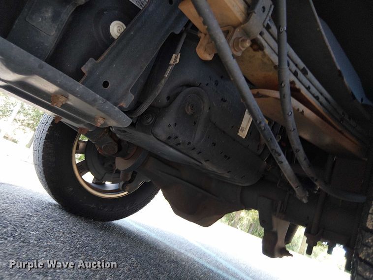 image for item EV5125 2019 Ford F350 Super Duty utility bed pickup truck