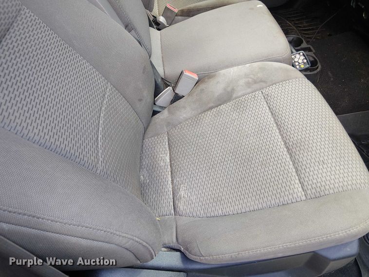 image for item EV5125 2019 Ford F350 Super Duty utility bed pickup truck