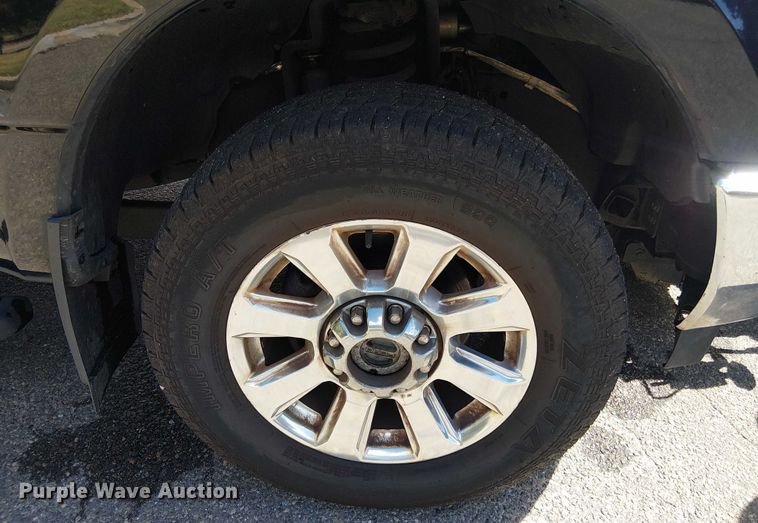 image for item EV5125 2019 Ford F350 Super Duty utility bed pickup truck