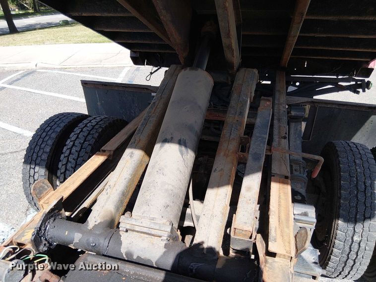 image for item EV5126 2018 Ford F550 dump truck