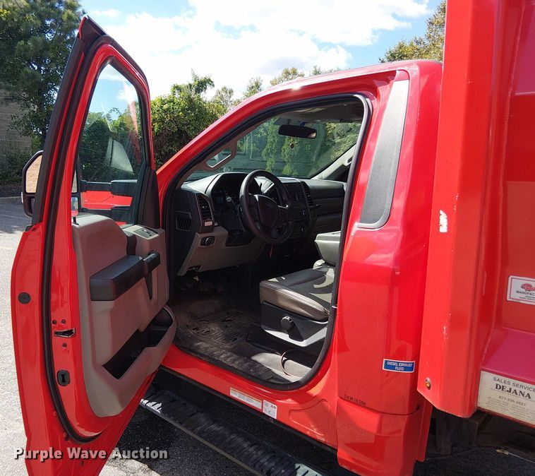 image for item EV5126 2018 Ford F550 dump truck