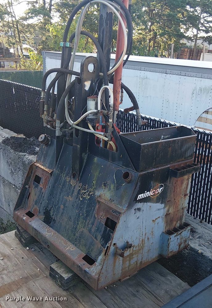 image for item EV5127 utilicor MC100 skid steer core drill