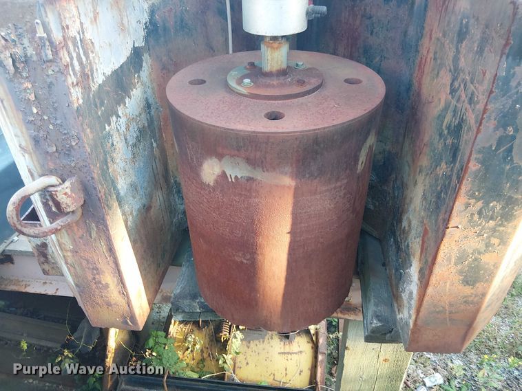 image for item EV5127 utilicor MC100 skid steer core drill