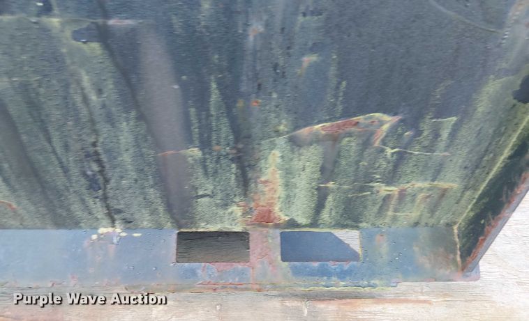 image for item EV5131 Daniel skid steer grapple