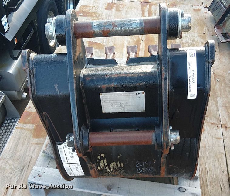 image for item EV5133 Caterpillar backhoe bucket