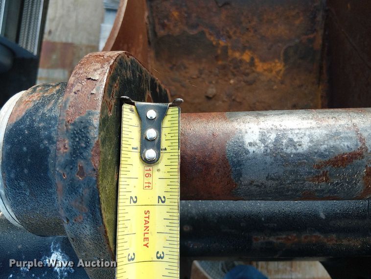 image for item EV5133 Caterpillar backhoe bucket