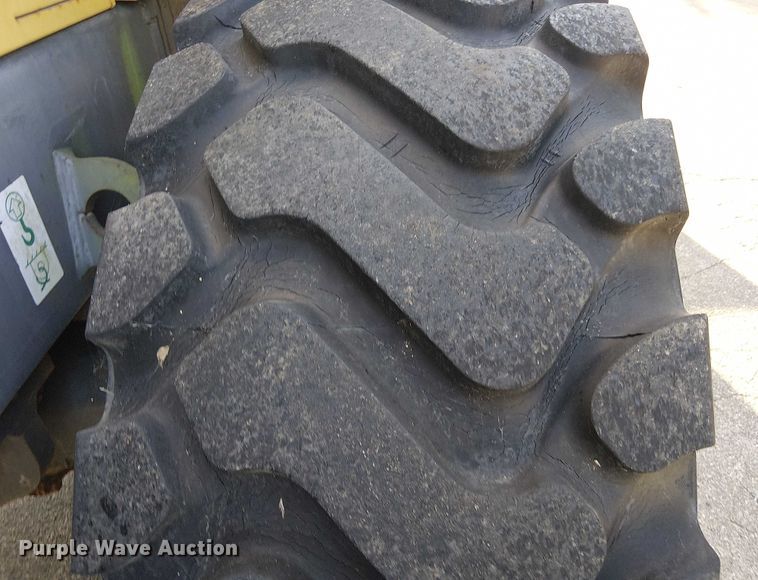 image for item EV5134 Komatsu WA200PT wheel loader