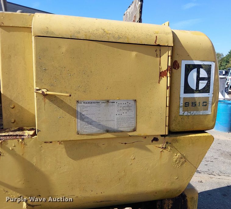 image for item EV5135 Caterpillar 951B track loader