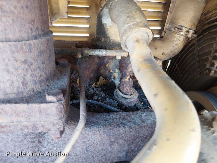 image for item EV5135 Caterpillar 951B track loader