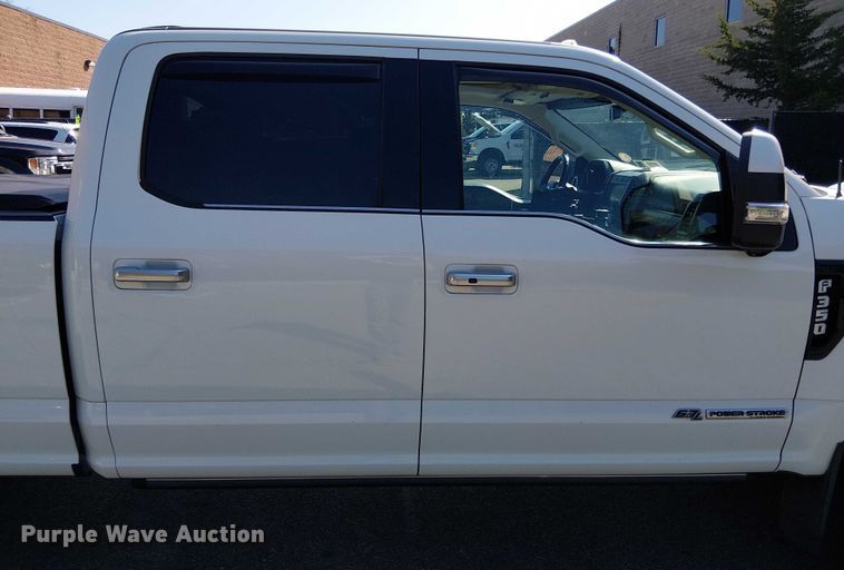 image for item EV5136 2020 Ford F350 Super Duty Limited Crew Cab pickup truck