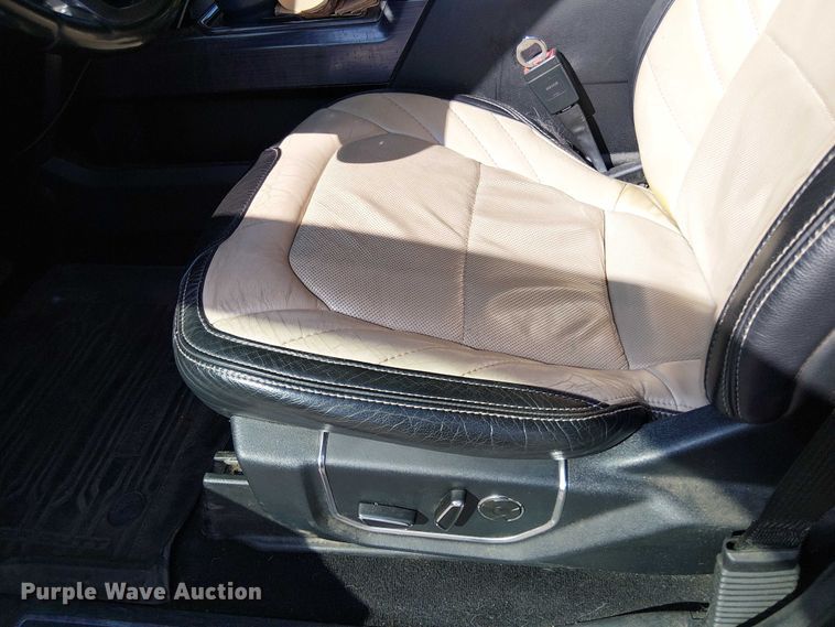 image for item EV5136 2020 Ford F350 Super Duty Limited Crew Cab pickup truck