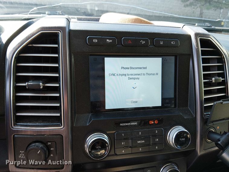 image for item EV5136 2020 Ford F350 Super Duty Limited Crew Cab pickup truck