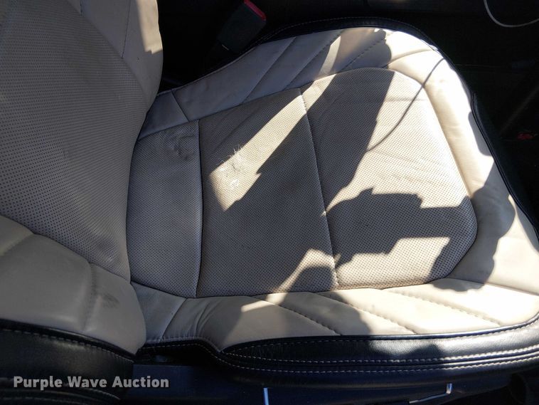 image for item EV5136 2020 Ford F350 Super Duty Limited Crew Cab pickup truck