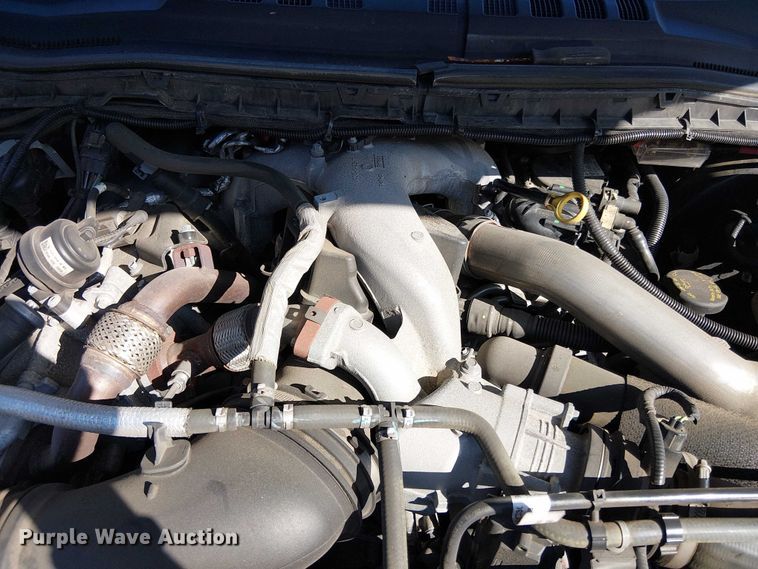 image for item EV5136 2020 Ford F350 Super Duty Limited Crew Cab pickup truck