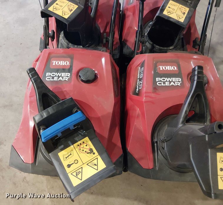 image for item EV5141 (4) Toro 518 ZR snow blower