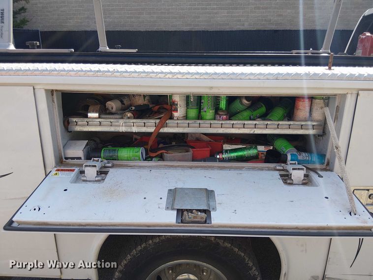 image for item EV5142 2021 Ford F350 Super Duty SuperCab utility bed pickup truck